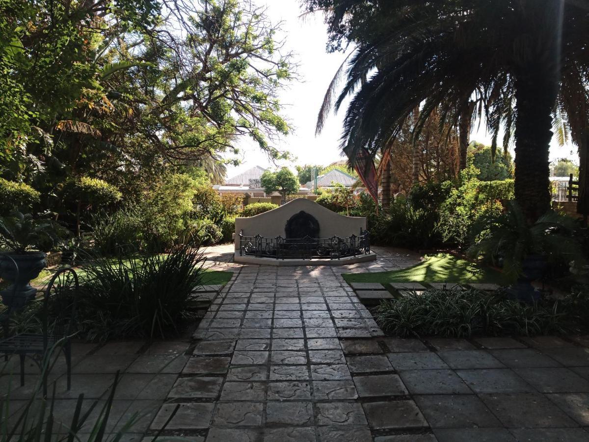 Cecil John Rhodes Guest House Kimberley Εξωτερικό φωτογραφία